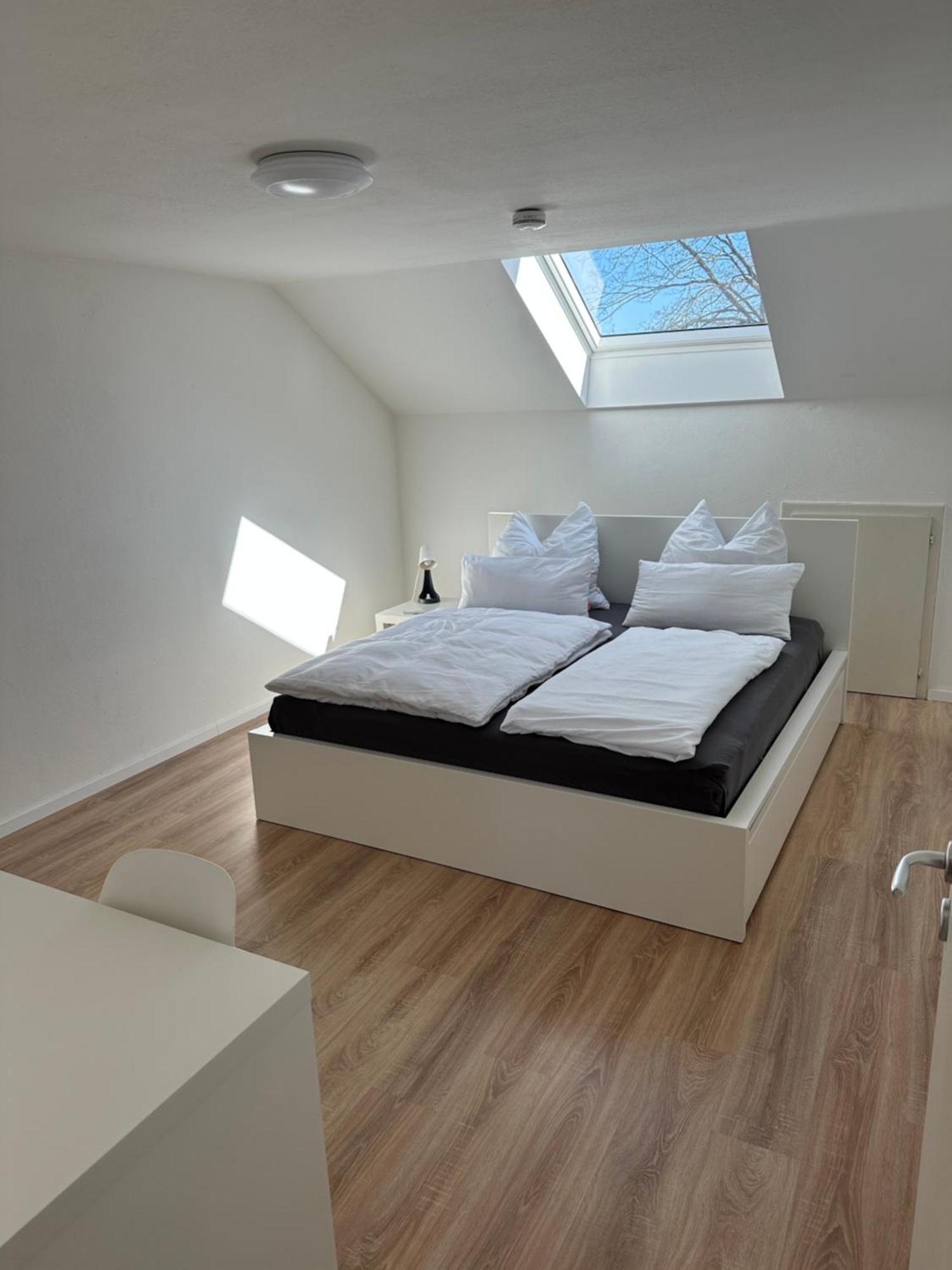 Ferienwohnung Martin 2 Schlafzimmer Нойфарн-бай-Фрайзинг Экстерьер фото